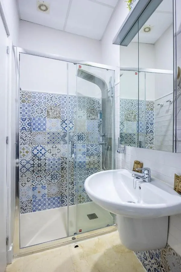 Luxe Town Hall Seville Apartment